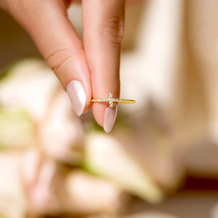 CROSS BEADED RING