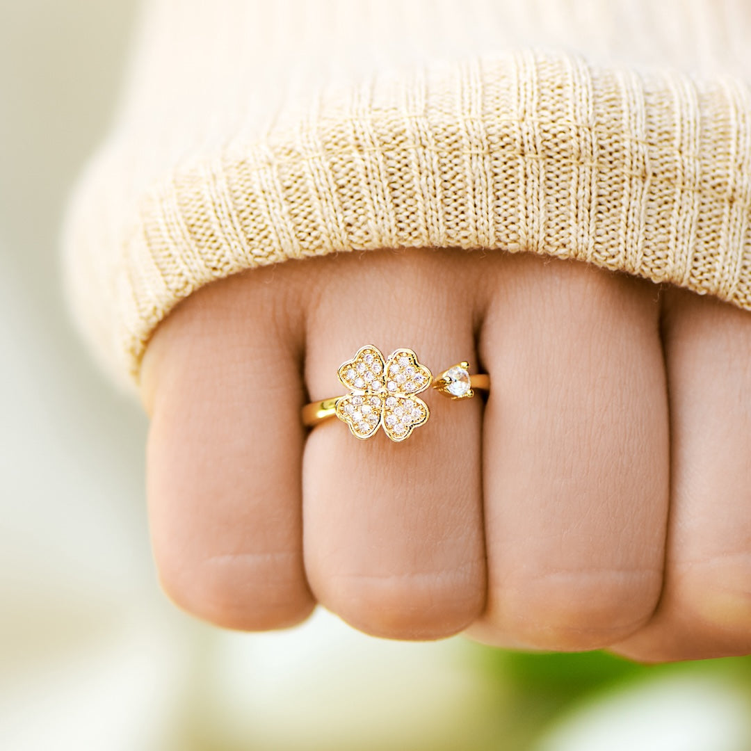 Clover Fidget Ring