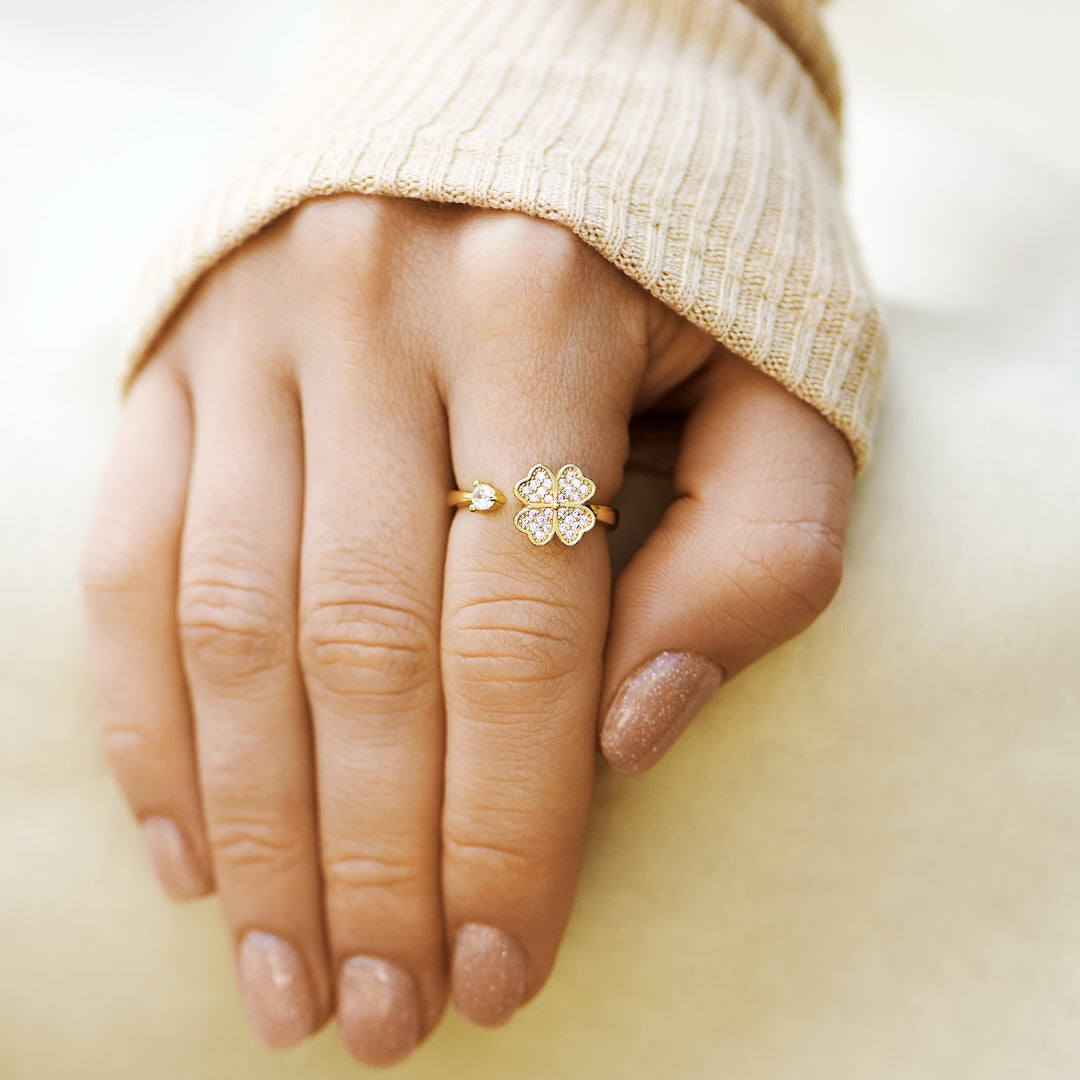 Clover Fidget Ring