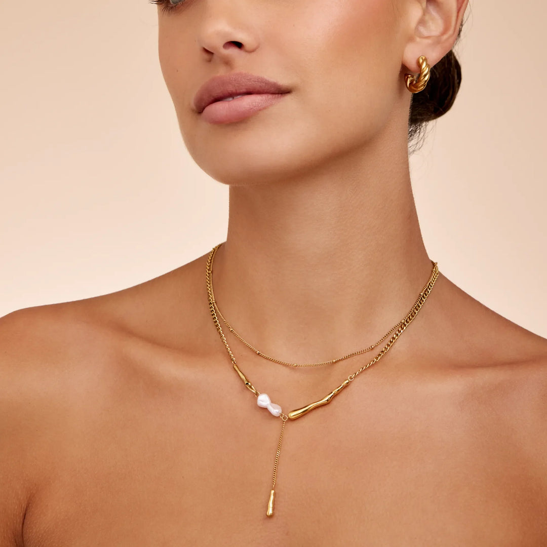 Pearl Bar Necklace